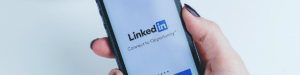 linkedin-login-screen-on-mobile-phone