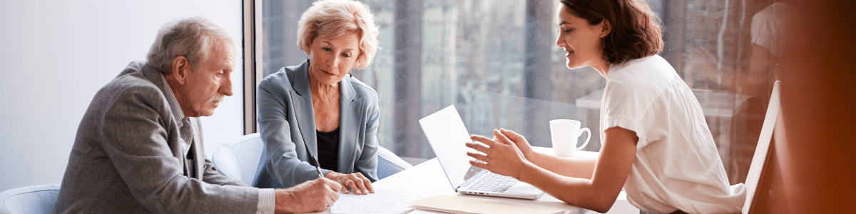 senior-couple-meeting-financial-advisor