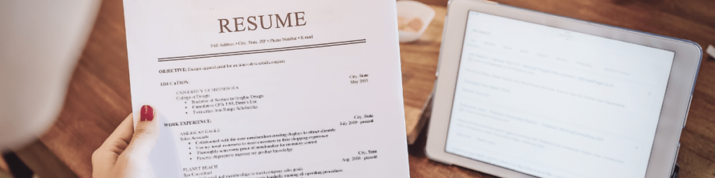 reviewing-resume-application