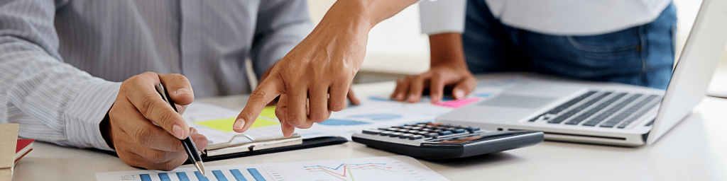 business-adviser-analyzing-financial-figures-denoting-the-progress