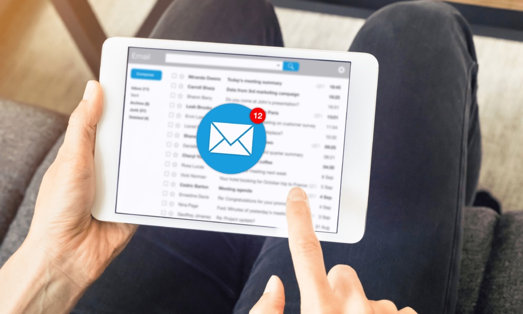 email-inbox-notification-with-woman-receiving-new-incoming-message Email