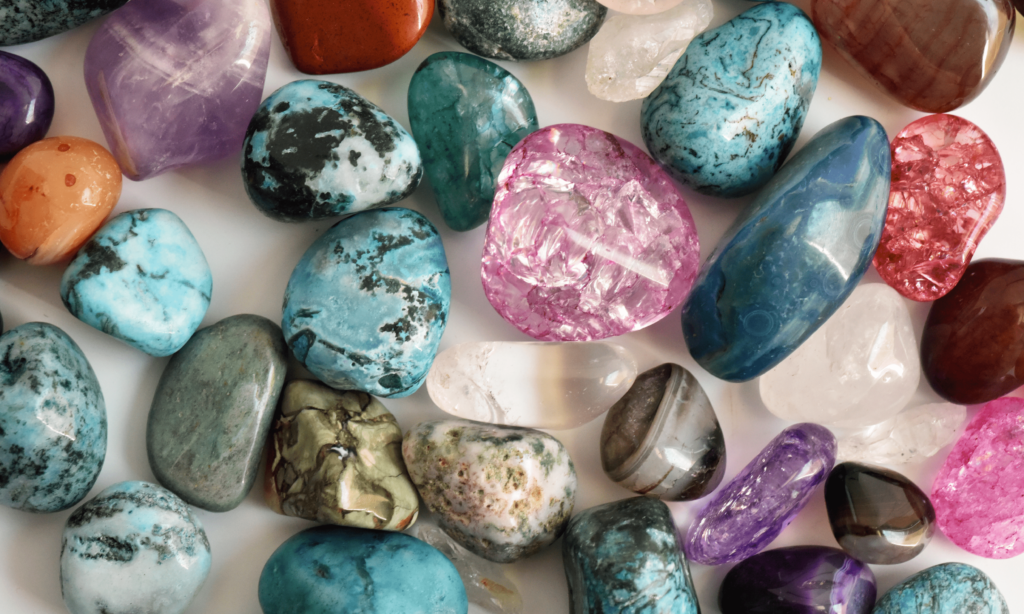 stones-colored-crystals