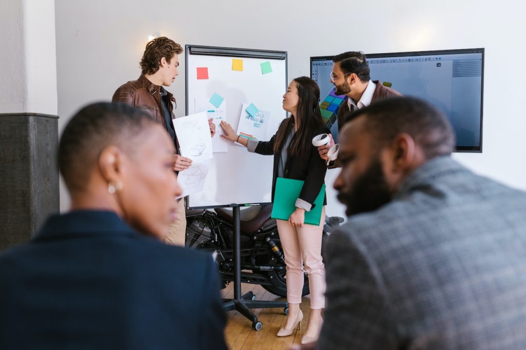 entrepreneurs creating network connections