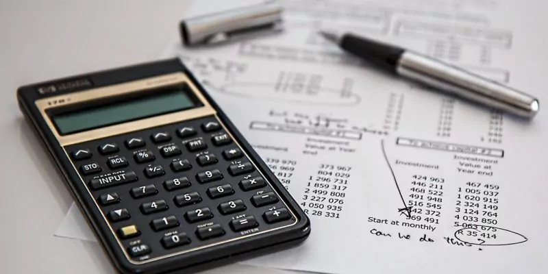 calculator and financial report